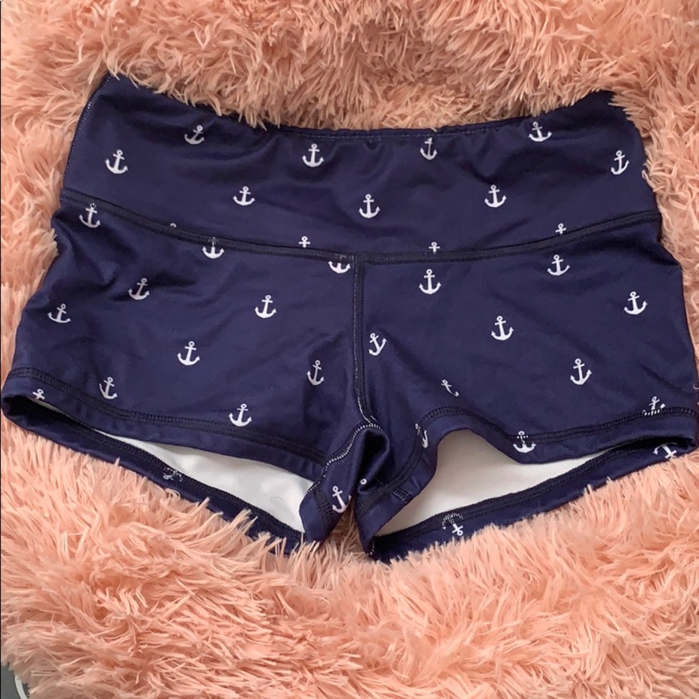 Fleo shorts - small